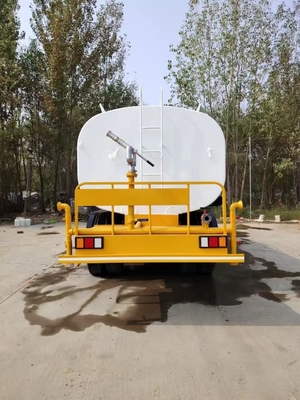 Camion d'arrosage de réservoir FAW Dongfeng Sinotruk HOWO Shacman Route Sprinkler Véhicule sanitaire 20000/30000L 6X4 Camion-citerne de lait lourd Camion-citerne d'eau potable Prix