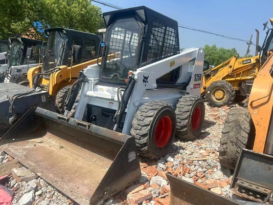 Utilisé Bobcat S300 S160 S185 S220 S500 S550 Petit chargeur à guidage à patins avec godet à pelle
